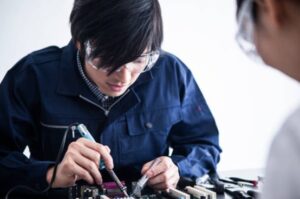 電機 系 出路 薪水:修電路