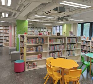明愛荃灣社區中心圖書館