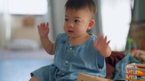 小孩子幾歲會講話