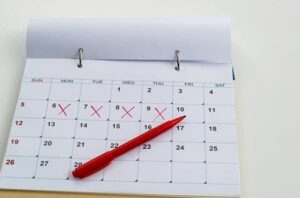 事假超過14天